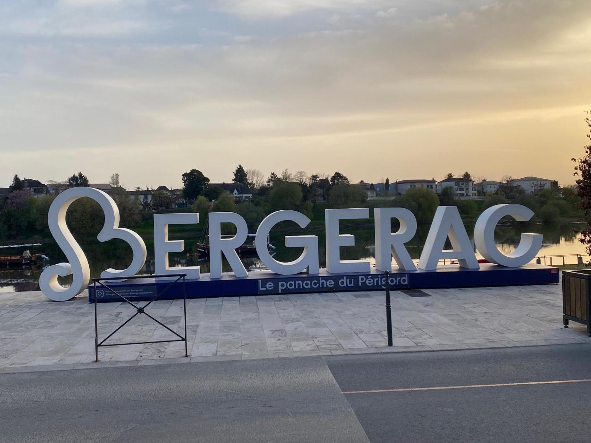 Marianne 8 Apartment Bergerac Bilik gambar